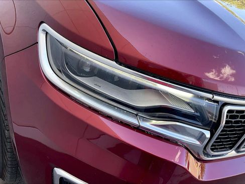 Used 2022 Jeep Wagoneer Series II image 25