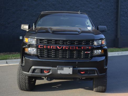Used 2021 Chevrolet Silverado 1500 Custom Trail Boss w/ Midnight Edition AWD/4WD image 10