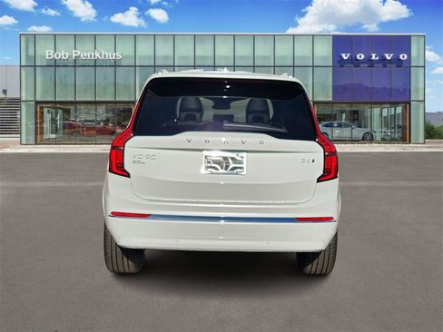 New 2026 Volvo XC90 B6 Plus w/ Protection Package Premier image 31