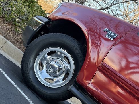 Used 2001 Ford F150 XLT image 10