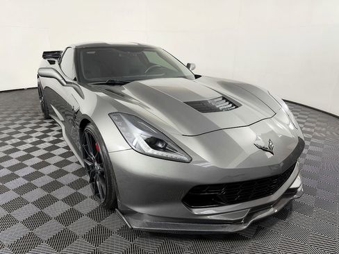 Used 2016 Chevrolet Corvette Stingray Coupe RWD image 7