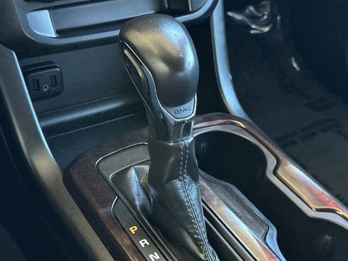 Certified 2022 GMC Canyon Elevation image 27