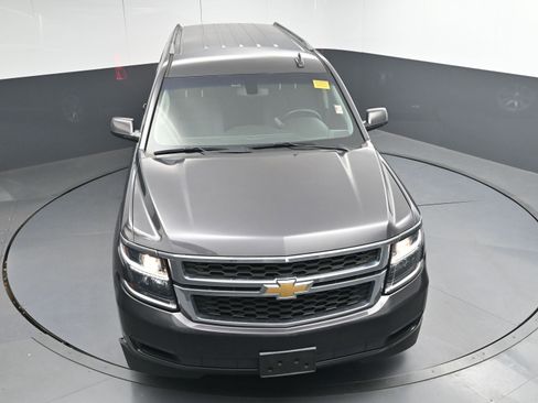 Used 2017 Chevrolet Suburban LS image 35