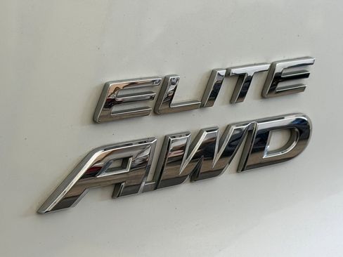 Used 2017 Honda Pilot Elite image 33