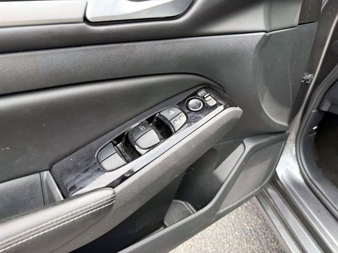 Used 2023 Nissan Altima 2.5 SV FWD image 15