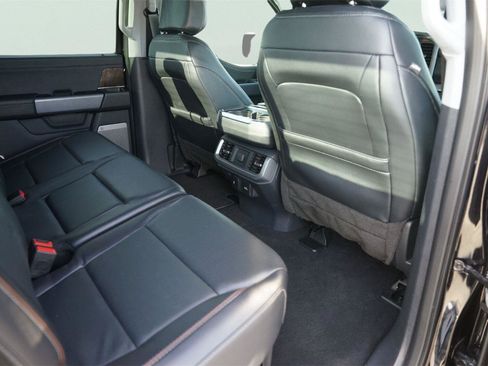 Used 2023 Ford F150 Lariat w/ Trailer Tow Package RWD image 15