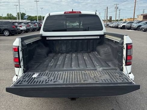 Used 2023 Nissan Frontier PRO-4X w/ Pro Convenience Package AWD/4WD image 12