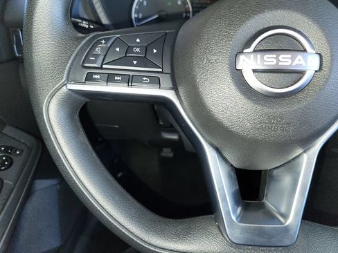Used 2025 Nissan Sentra SV FWD image 24