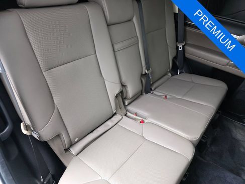 Used 2021 Lexus GX 460 Premium w/ Premium Package AWD/4WD image 29