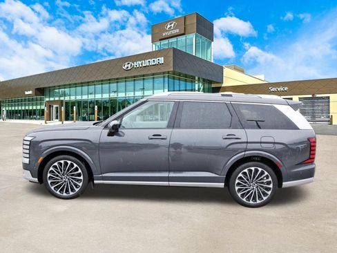Certified 2026 Hyundai Palisade Calligraphy AWD/4WD image 9