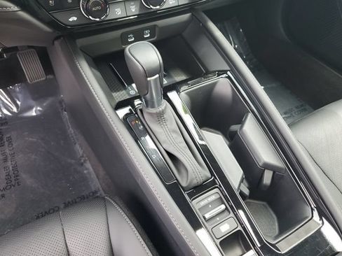 Certified 2025 Honda Accord Touring image 24