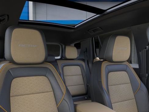 New 2026 Chevrolet Equinox ACTIV AWD/4WD image 24