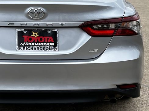Used 2024 Toyota Camry LE image 6