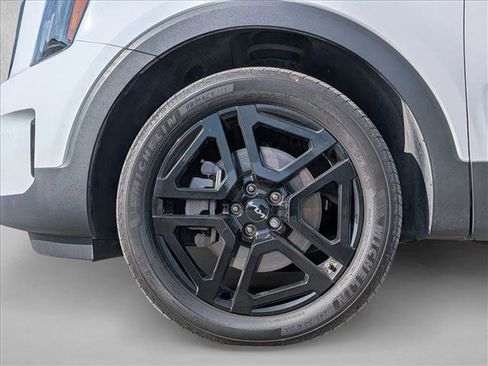 Used 2024 Kia Telluride EX X-Line image 24