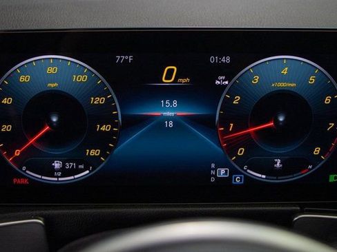 Certified 2023 Mercedes-Benz GLB 250 4MATIC image 19