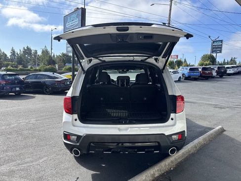Used 2023 Honda Passport Elite image 6