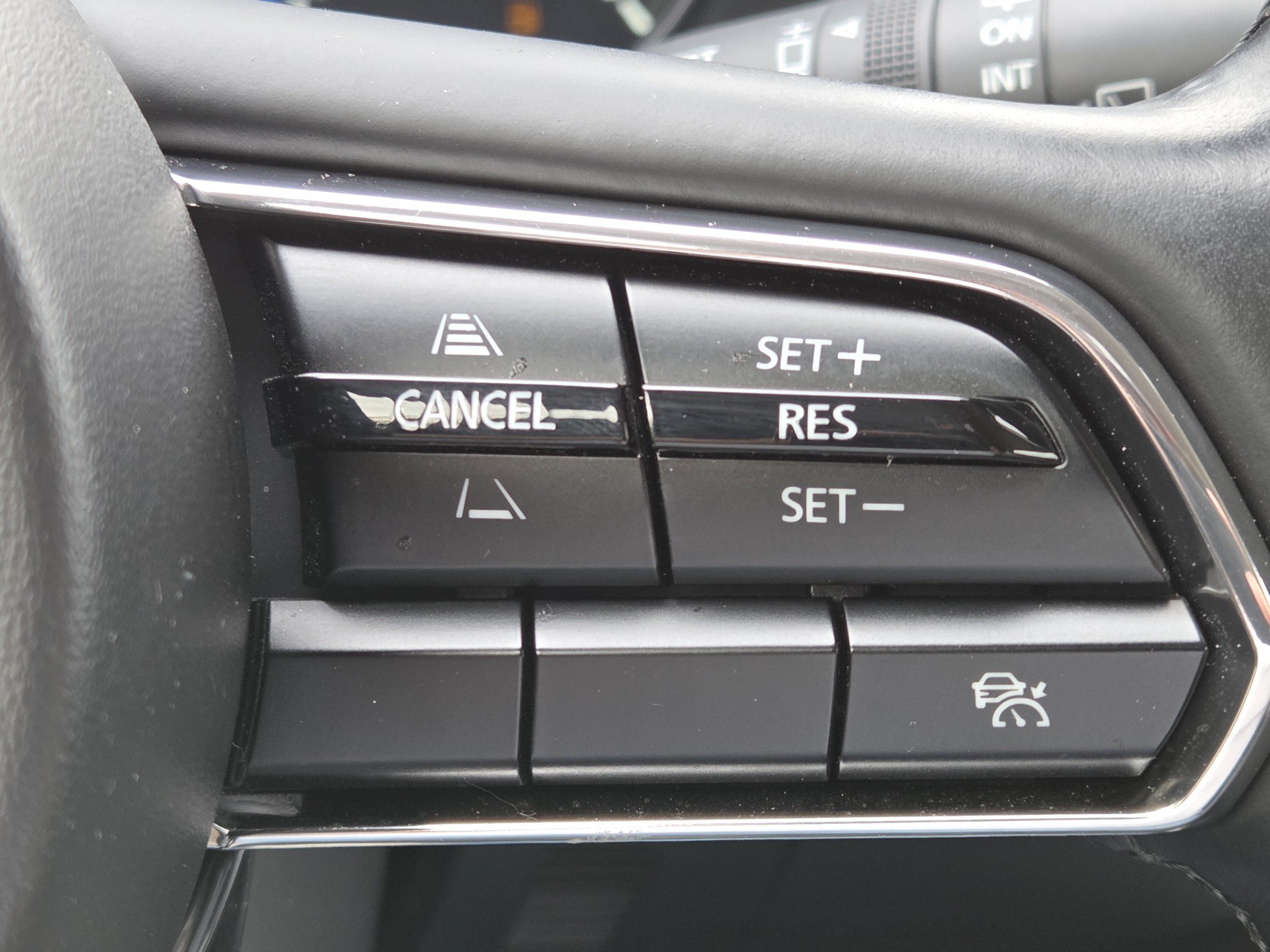 Used 2024 MAZDA CX-90 3.3 Turbo w/ Preferred Package AWD/4WD image 14