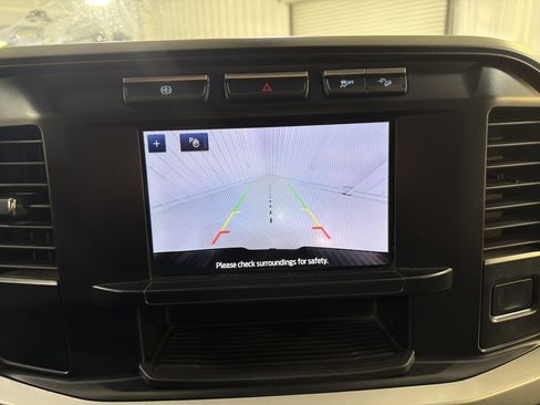 Used 2024 Ford F250 XLT w/ FX4 Off-Road Package image 18