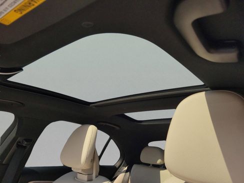 Certified 2023 Mercedes-Benz C 300 Sedan image 26