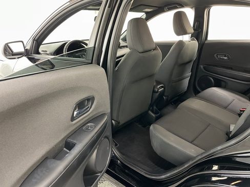 Used 2021 Honda HR-V Sport image 38