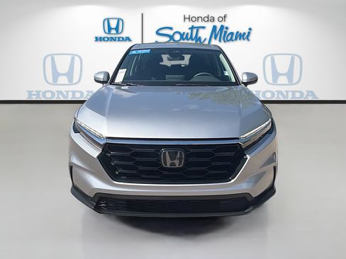 Used 2023 Honda CR-V LX image 2