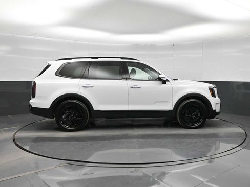 Used 2024 Kia Telluride EX X-Line AWD/4WD image 9