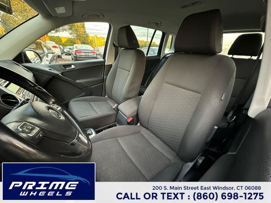 Used 2013 Volkswagen Tiguan S AWD/4WD image 14
