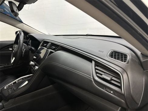 Used 2020 Honda Insight Touring image 25