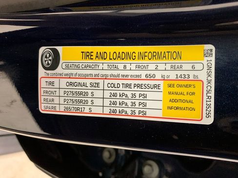 Used 2020 Chevrolet Suburban Premier w/ Max Trailering Package AWD/4WD image 17