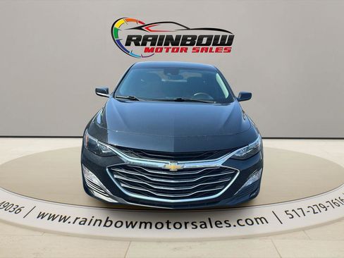 Used 2023 Chevrolet Malibu LT image 2