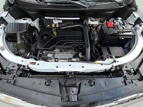 Certified 2026 Chevrolet Equinox LT FWD image 28