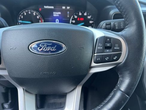 Used 2023 Ford Explorer XLT w/ Equipment Group 202A image 28