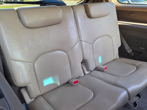 Used 2012 Nissan Pathfinder Silver image 9