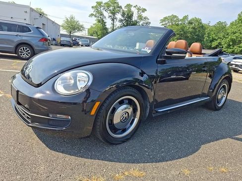 Used 2015 Volkswagen Beetle 1.8T FWD image 3