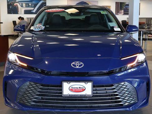 Used 2026 Toyota Camry XLE w/ Premium Package FWD image 2