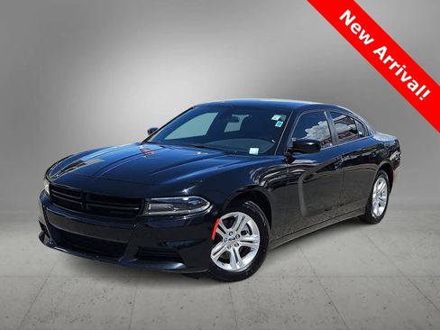 Used 2021 Dodge Charger SXT w/ Leather Interior Group RWD image 1