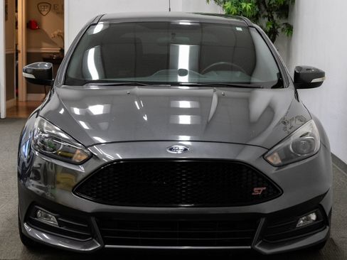 Used 2016 Ford Focus ST w/ Equipment Group 402A FWD image 12