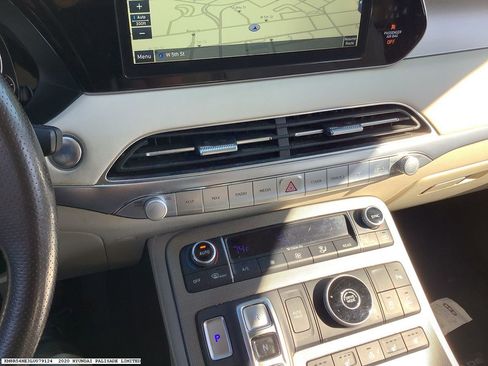 Used 2020 Hyundai Palisade Limited image 9
