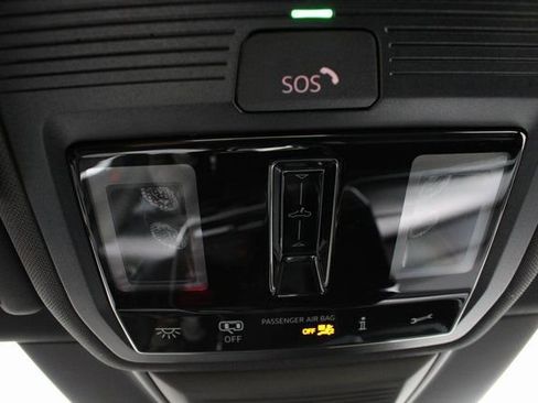 New 2026 Volkswagen GTI SE FWD image 23