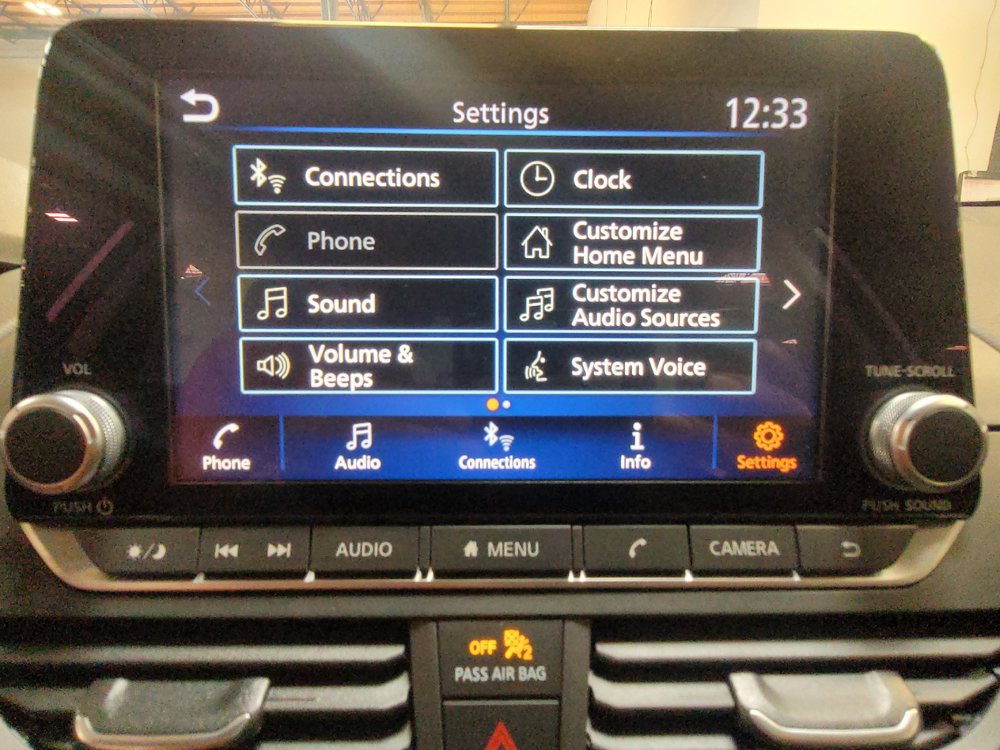 Used 2024 Nissan Altima 2.5 SV FWD image 25