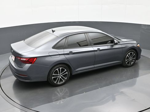 Used 2024 Volkswagen Jetta Sport FWD image 31