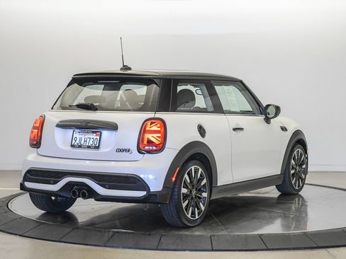 Certified 2024 MINI Cooper S FWD image 4