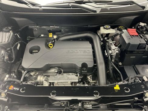 Certified 2025 Chevrolet Equinox LT AWD/4WD image 19