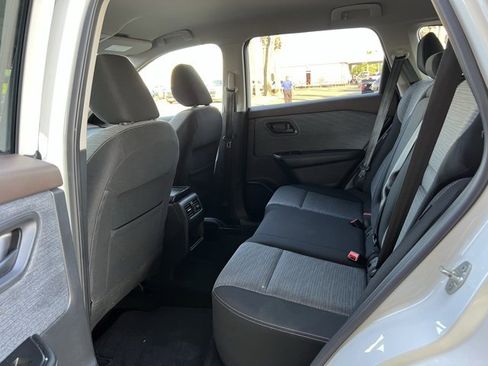 Certified 2021 Nissan Rogue S image 28