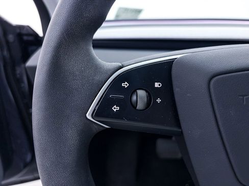 Used 2024 Tesla Model 3 Standard Range RWD image 26
