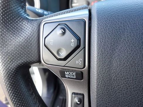 Certified 2019 Toyota Tacoma SR5 image 18