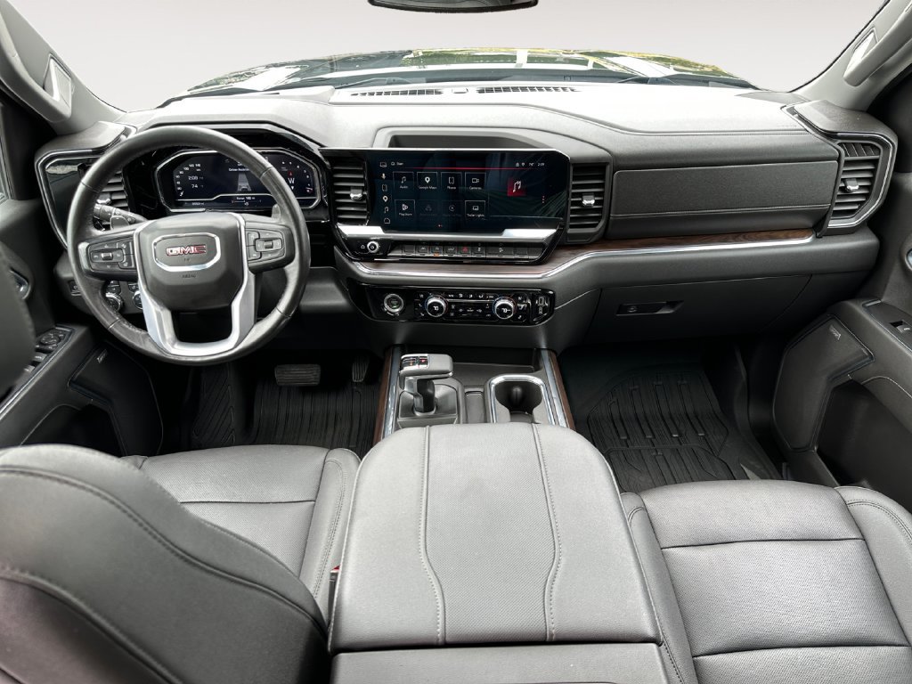 Used 2023 GMC Sierra 1500 SLT AWD/4WD image 12