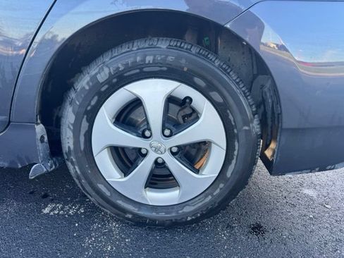 Used 2015 Toyota Prius Two FWD image 11