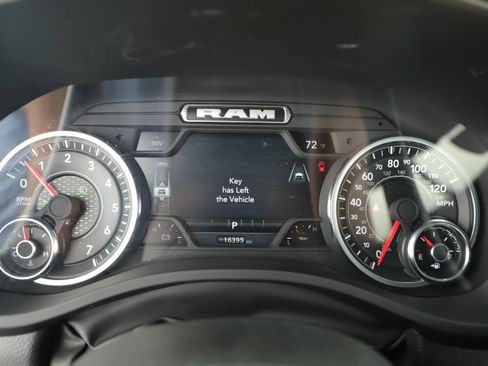 Used 2025 RAM 1500 Lone Star image 19