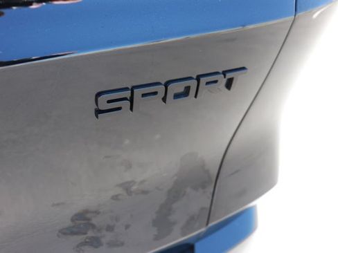 Used 2025 Honda CR-V Sport image 8
